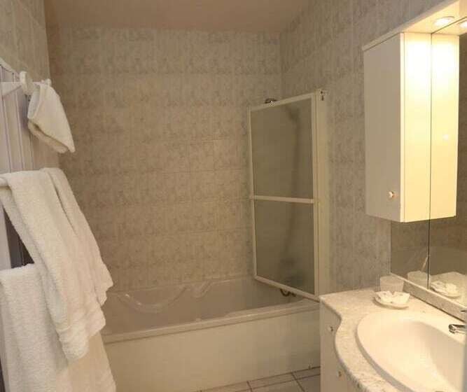 Отель Le Relais Du Chateau