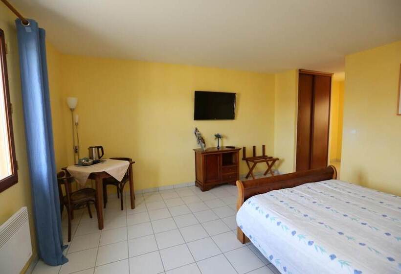 Отель Le Relais Du Chateau