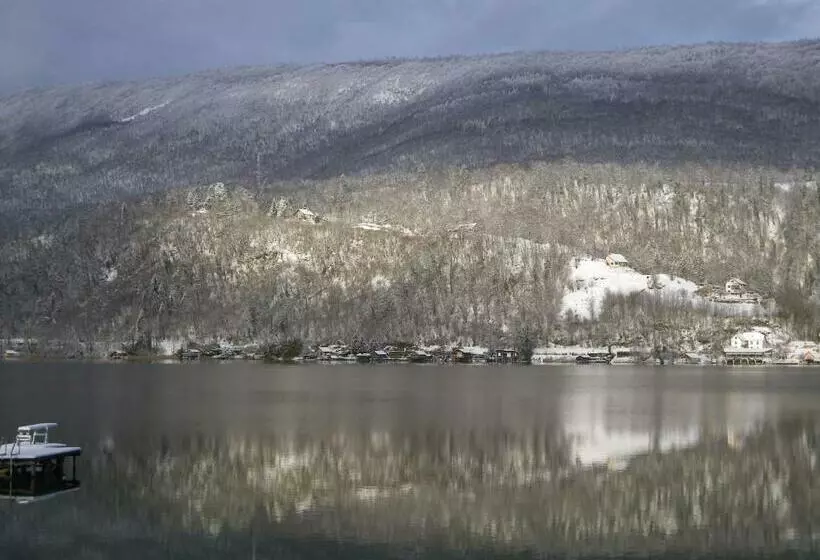 ホテル Les Sirenes