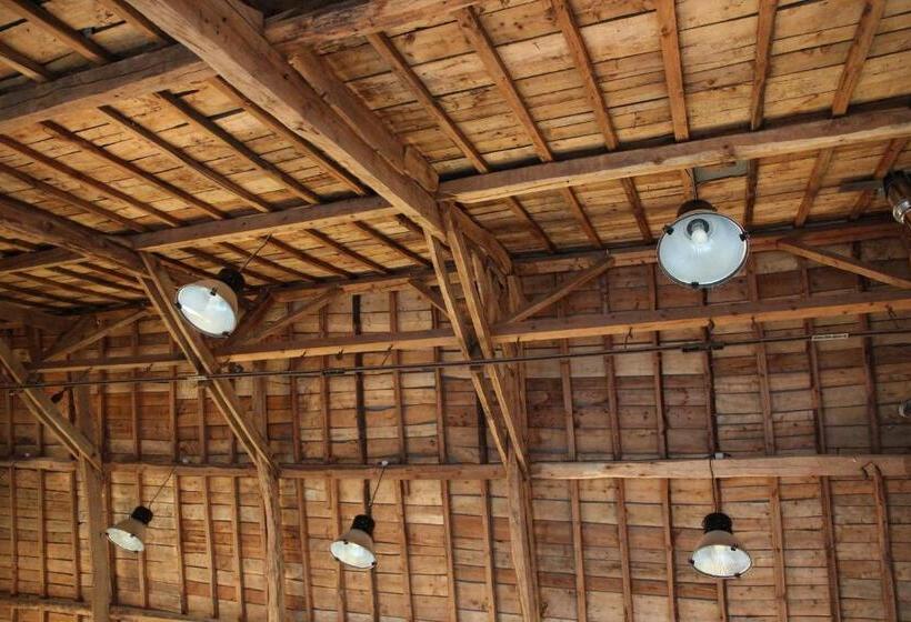 호텔 Les Volca'lodges De Tournebise