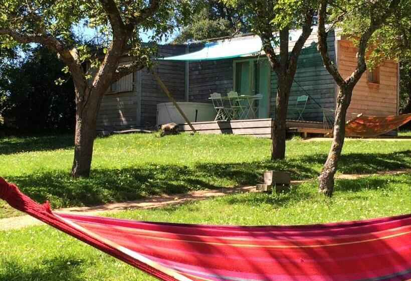 호텔 Les Volca'lodges De Tournebise