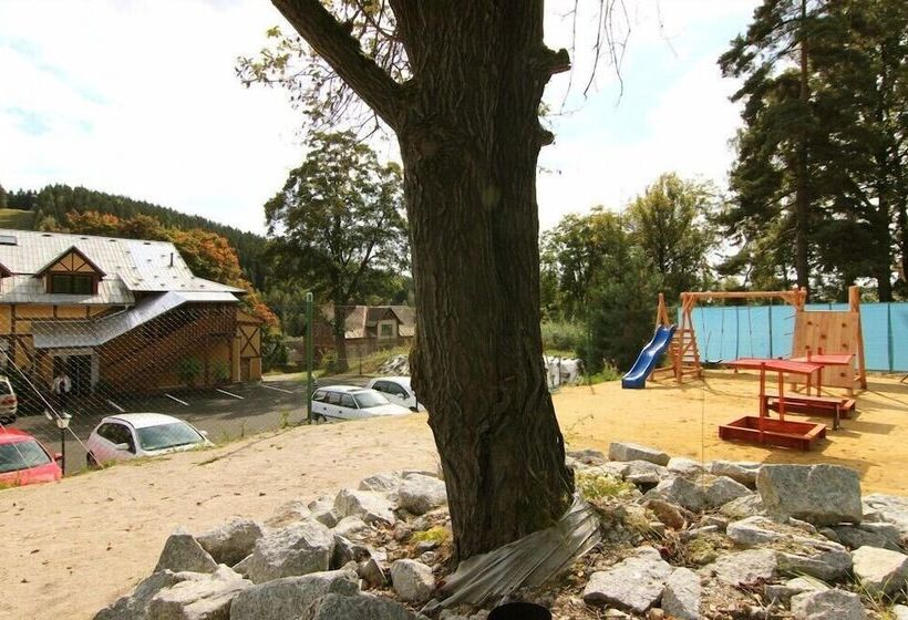 호텔 Restaurant Svejk