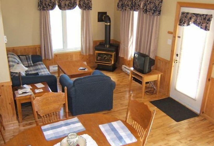 호텔 Villegiature Deux Rivieres Resort