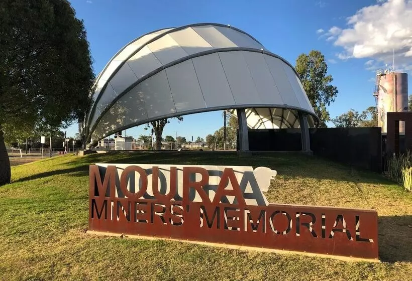 Moura Motel