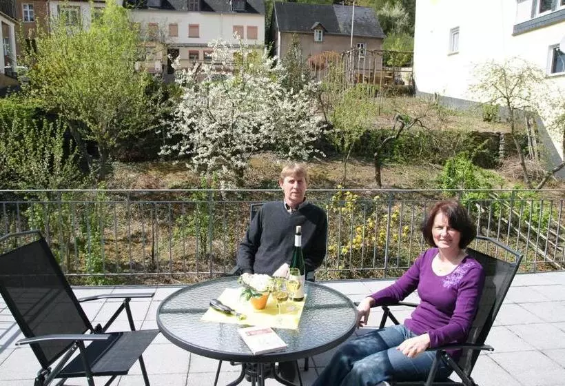 Majatalo Ferienweingut Hensler