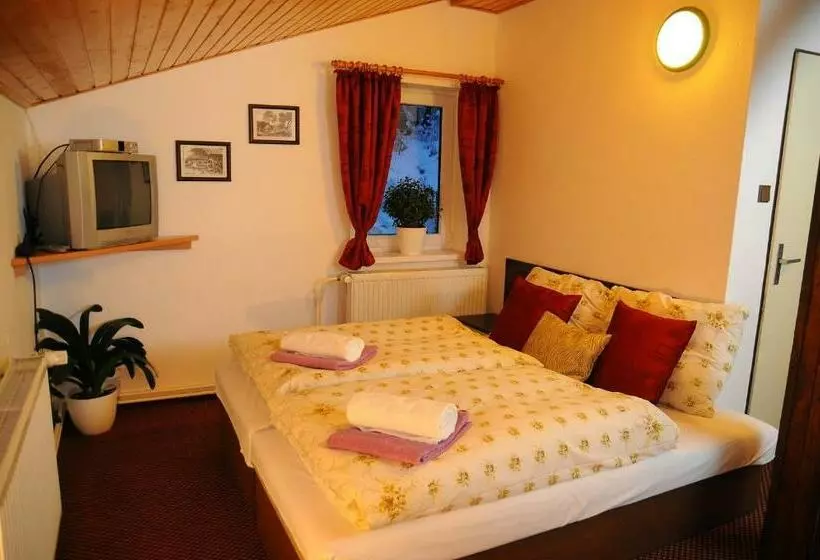 Majatalo Penzion Severka