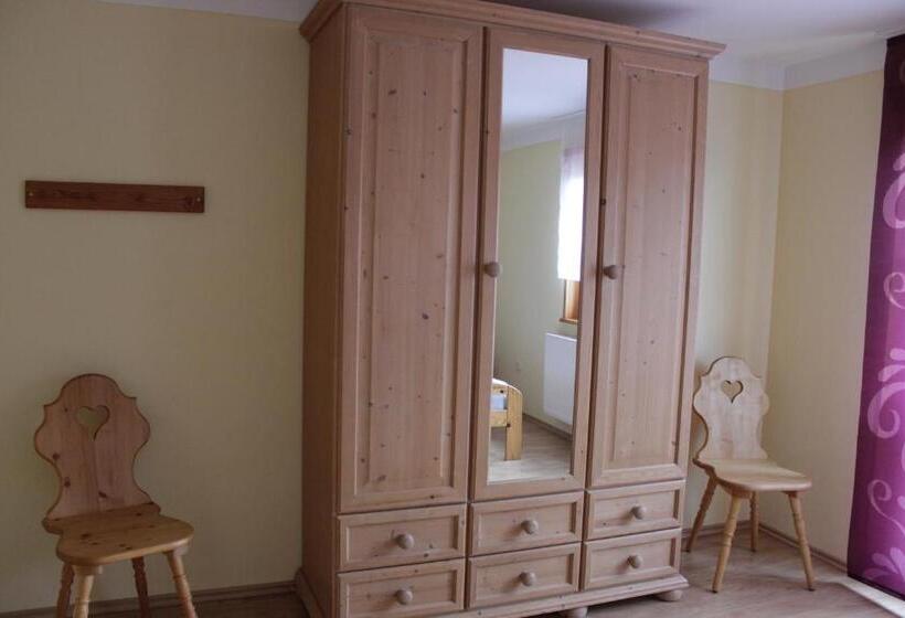 Albergue Gästehaus Zum Prinzenfelsen