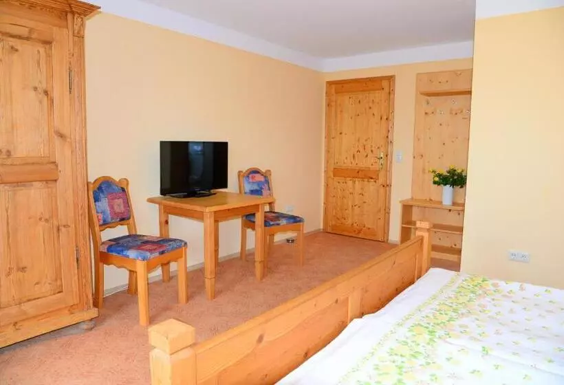 Retkeilymaja Gästehaus Zum Prinzenfelsen