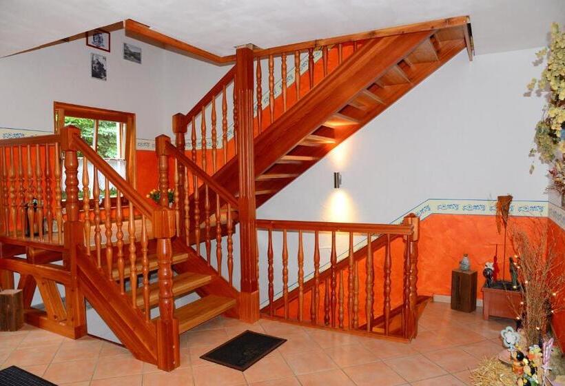 Albergue Gästehaus Zum Prinzenfelsen