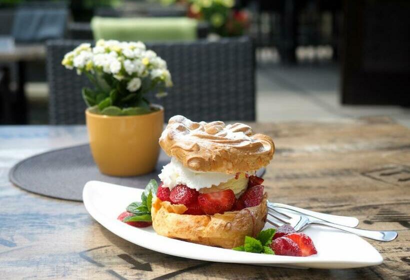 הוסטל Restaurant   Pension Im Pfenn