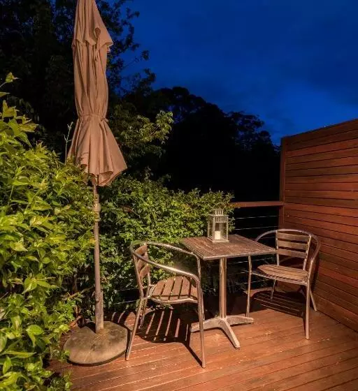 Aamiaismajoitus (B&B) Balconies Dolphincove