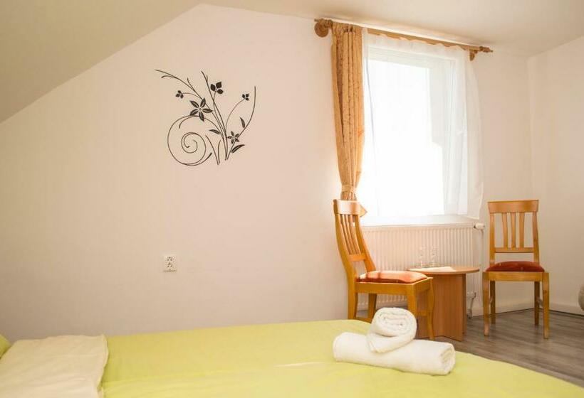 住宿加早餐  Berkes Vendégház