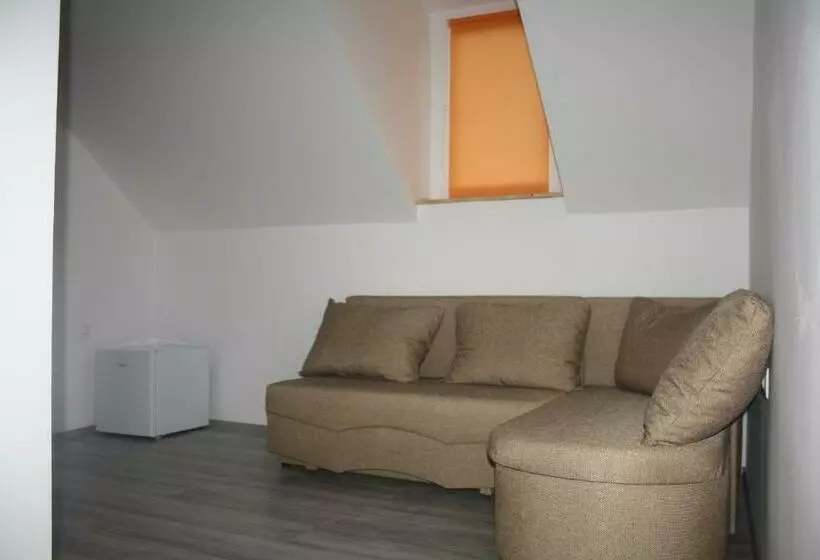 Aamiaismajoitus (B&B) Berkes Vendégház