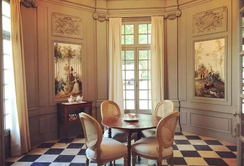 ベッドアンドブレックファースト Chambre D'hôte Manoir De Clairbois