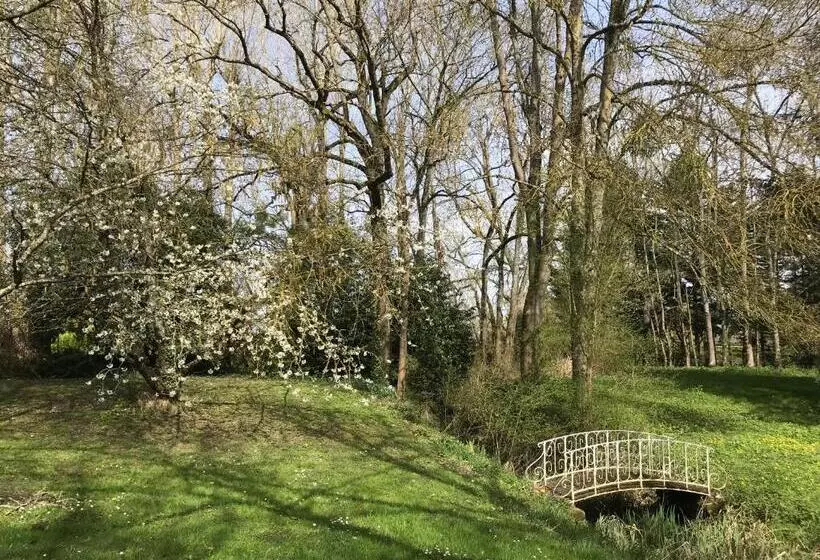 ベッドアンドブレックファースト Chambre D'hôte Manoir De Clairbois