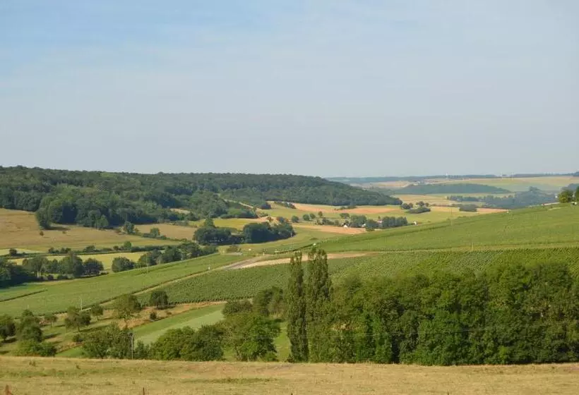 Aamiaismajoitus (B&B) Chambres D'hotes & Champagne Douard