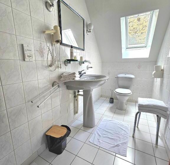 민박 Chambres D'hotes Chez Renée