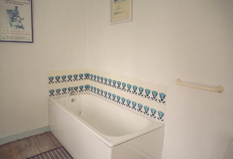 Bed and Breakfast Chateau De Grosfy