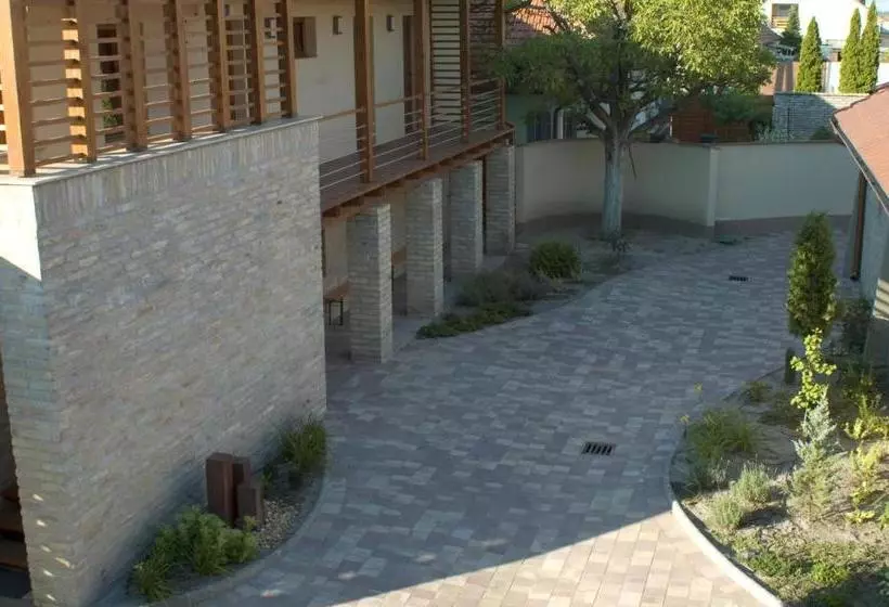 Aamiaismajoitus (B&B) Frittmann Borház