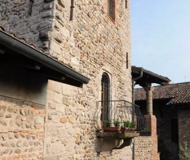 Aamiaismajoitus (B&B) La Torre Medioevale