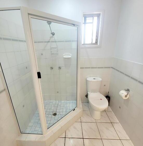 Boyne Island Motel And Villas