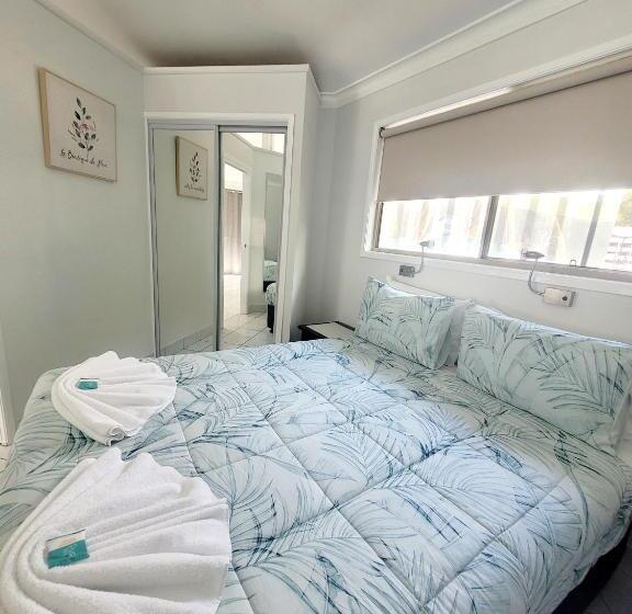 Boyne Island Motel And Villas