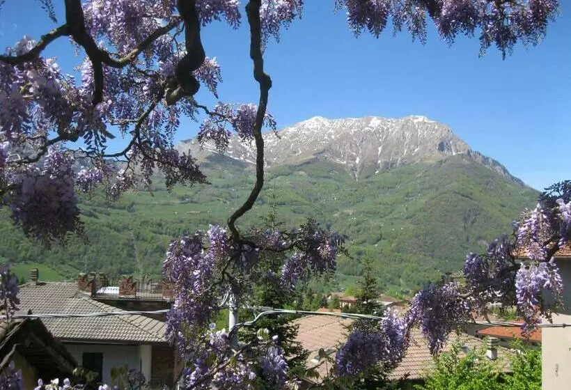 Hotelli Albergo Esposito