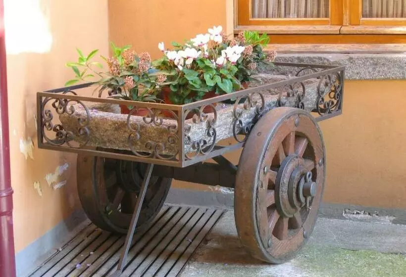 Hotelli Albergo Esposito