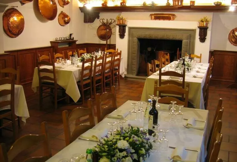 Hotelli Albergo Esposito