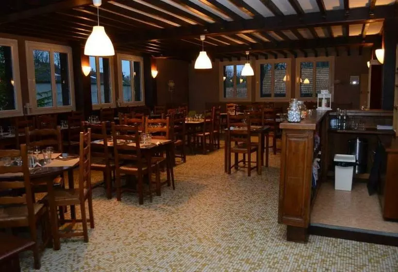 ホテル Auberge Du Lac