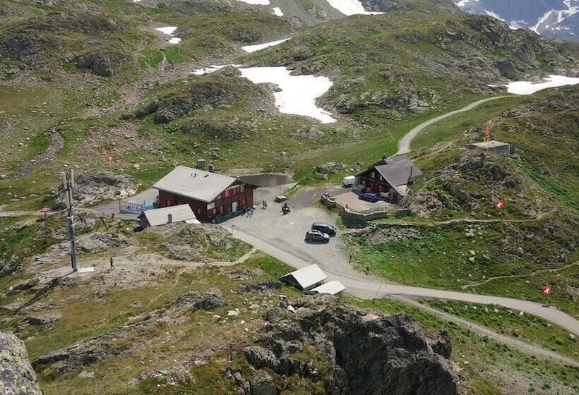 Hotel Berggasthaus Sustenpass Hospiz Hostel