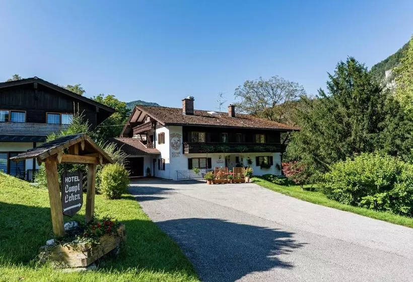 Hotelli & Chalets Lampllehen