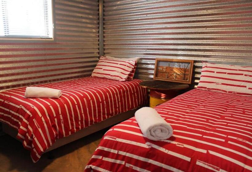 Hotel Corynnia Station