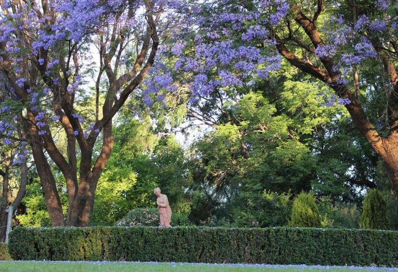 Hotel Corynnia Station