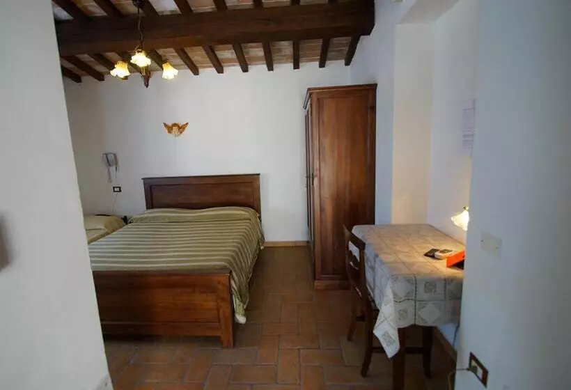 ホテル Agriturismo La Valle Dei Fiori Di Bellucci Rosanna
