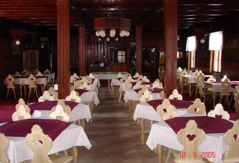 ホテル Penzion Rejviz