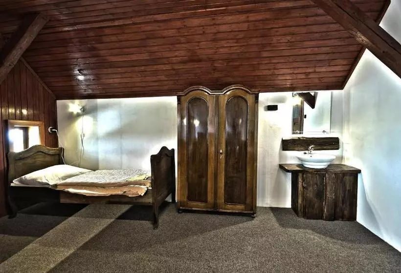 ホテル Penzion Rejviz