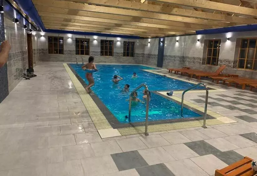 ホテル Penzion Rejviz