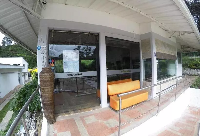 Hotelli Sky Club Eco