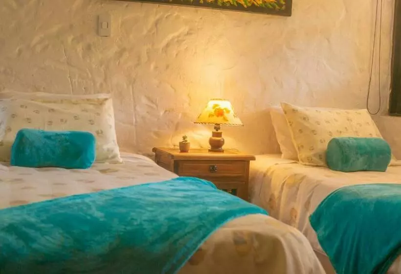 ホテル Termales El Batan