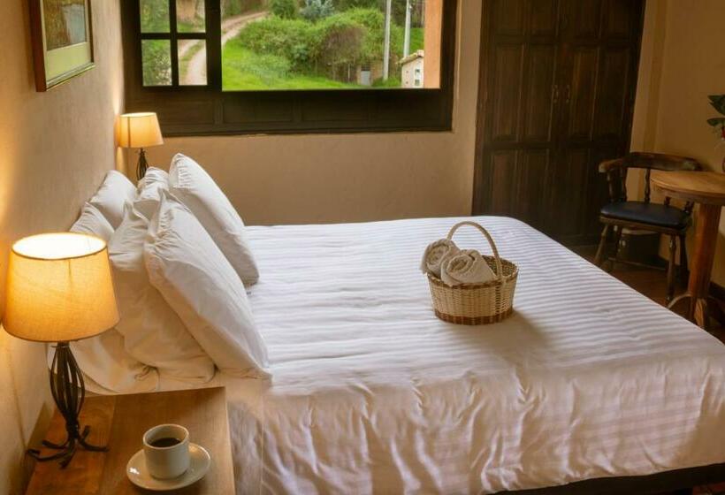 ホテル Termales El Batan