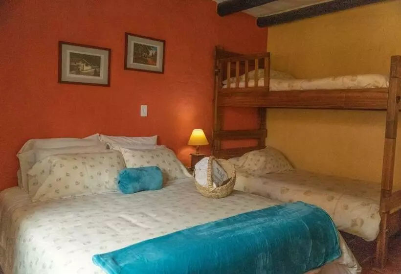 ホテル Termales El Batan