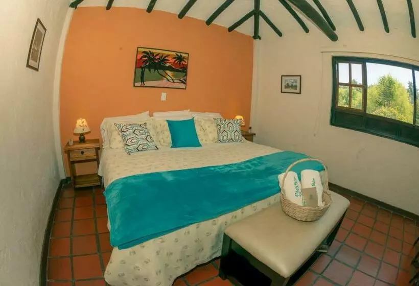 ホテル Termales El Batan