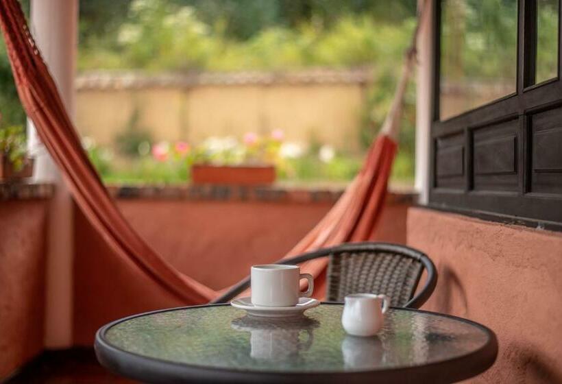 ホテル Termales El Batan