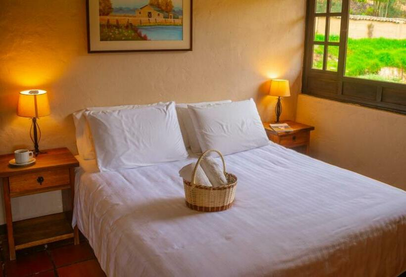 ホテル Termales El Batan