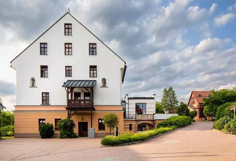 Hotelli Vécsecity Superior