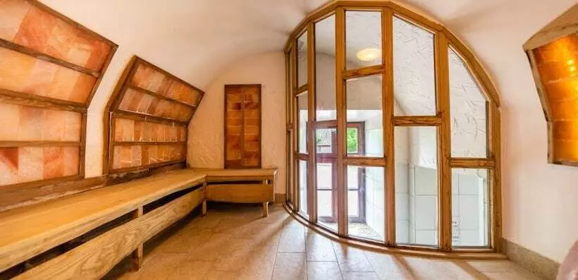 Hotelli Vécsecity Superior