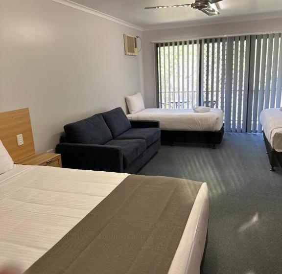 מוטל Murgon Motor Inn