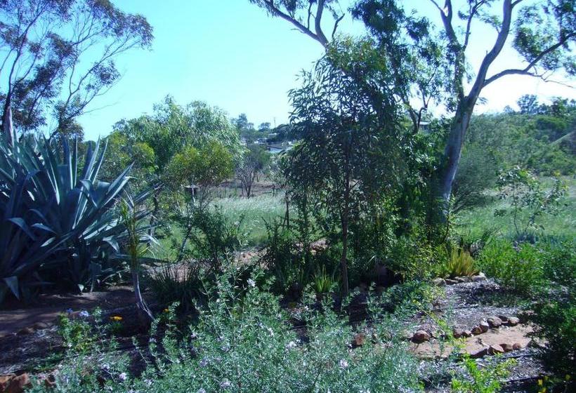 Mooniemia Farmhouse Bed And Breakfast