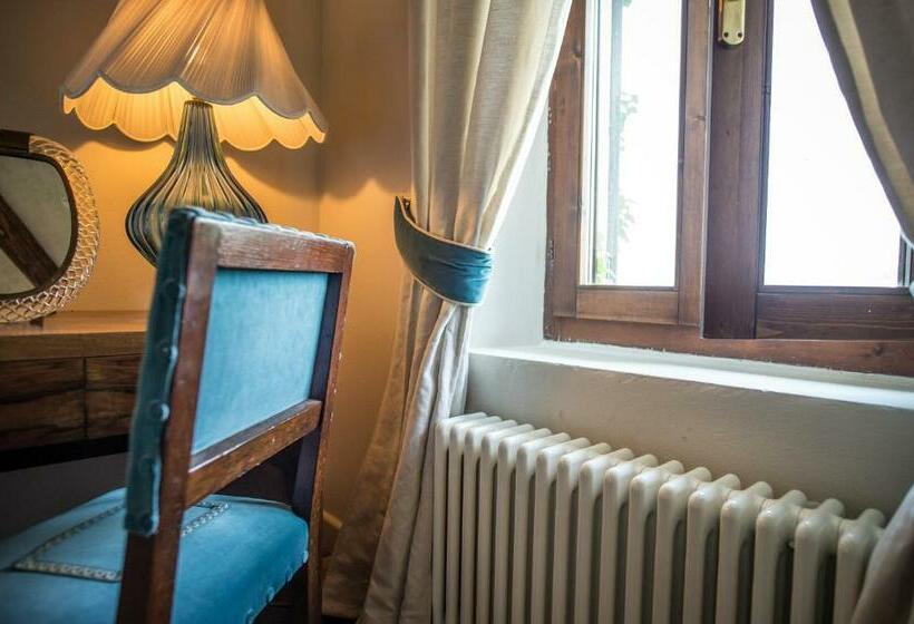 Pensjonat Castello Di Mornico Losana